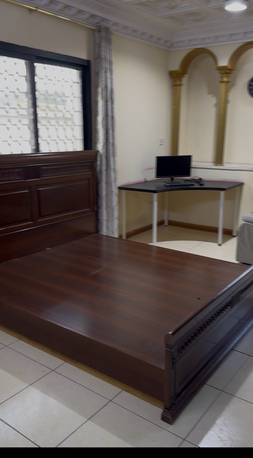 Riyadh, Furniture, SAR 2,  Furniture(bed Set ,sofa, TV Unit ) & AC For Sale