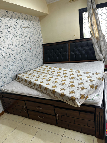 Riyadh, Furniture, SAR 2,  Furniture(bed Set ,sofa, TV Unit ) & AC For Sale