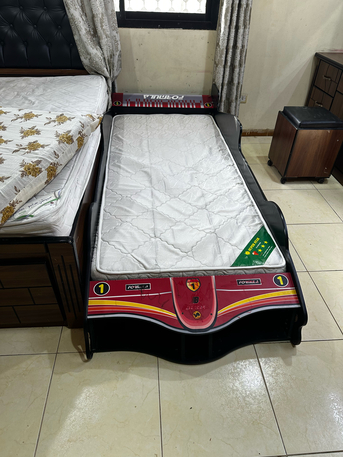 Riyadh, Furniture, SAR 2,  Furniture(bed Set ,sofa, TV Unit ) & AC For Sale