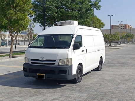 Riffa, Vehicles, Cars & Trucks , BHD 3600,  TOYOTA HIACE CHILLER VAN,  2010,  Manual,  257000 KM,  CHILLER VAN