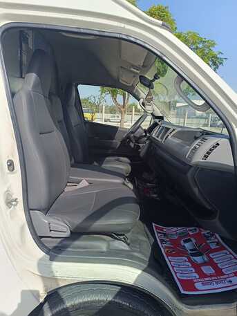 Riffa, Vehicles, Cars & Trucks , BHD 3600,  TOYOTA HIACE CHILLER VAN,  2010,  Manual,  257000 KM,  CHILLER VAN