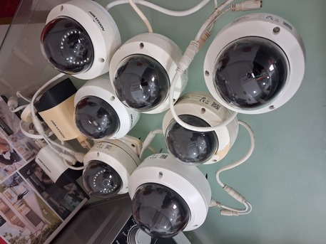 Tubli, Electronics, BHD 50,  9 Hikvision IP Cameras For Sale (7 Dome + 2 Bullet)