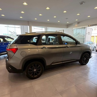 Manama, Vehicles, Cars & Trucks , BHD 4900,  Chevrolet Captiva,  2024,  Automatic,  25000 KM,   Ls