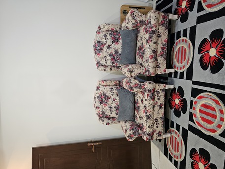 Jeddah, Furniture, SAR 800,  Sofa Set With Carpet