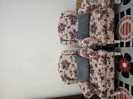 Jeddah, Furniture, SAR 800,  Sofa Set With Carpet