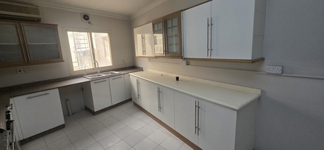 Riffa, Apartments/Houses, BHD 280/month,  3 BR,  200 Sq. Meter,  Spacious 3 BHK Large Size Apartment For Rent In Riffa Bukhwara &ndash; Exclusive