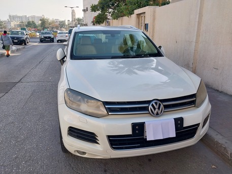 Manama, Vehicles, Cars & Trucks , BHD 2800,  Volkswagen Touareg 2014 For Sale,  2014,  Automatic,  111 KM,