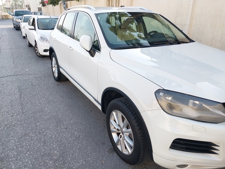 Manama, Vehicles, Cars & Trucks , BHD 2800,  Volkswagen Touareg 2014 For Sale,  2014,  Automatic,  111 KM,
