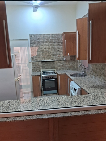 Riffa, Apartments/Houses, BHD 280/year,  3 BR,  3bhk Semi-furnished Riffa شقه ٣ غرف نص مفروش الرفاع
