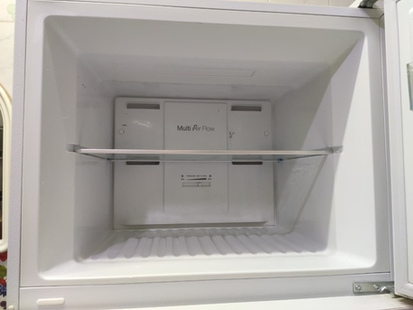 Jeddah, Household Items, SAR 1610,  Urgent Exit Sale - 2 Ton AC & Large Refrigerator - Under Warranty