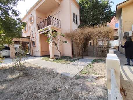 Adliya, Villas, BHD 450,  Adliya:- 4Bhk Duplex Villa On Rent.Bd 450/- Without Ewa.