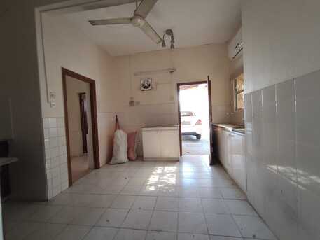 Adliya, Villas, BHD 450,  Adliya:- 4Bhk Duplex Villa On Rent.Bd 450/- Without Ewa.