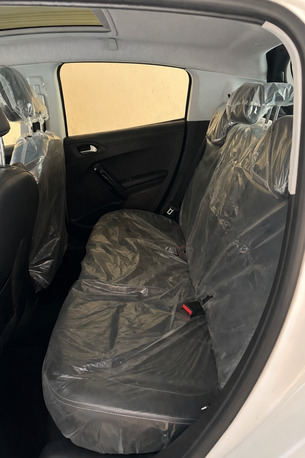 Zinj, Vehicles, Cars & Trucks , BHD 2000,  Peugeot 208,  2013,  Automatic,  200000 KM,   Full Specs Special Order