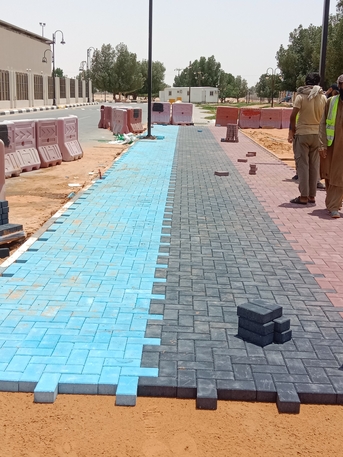 Al Kharj, Labor/Moving, بلدورا انترلوك