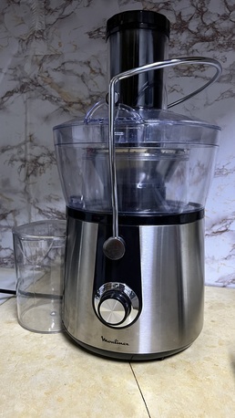 Al Malaz, Household Items, SAR 280,  Moulinex Juicer Easy Fruit. 800W, 2 Speed , Pulp Container 3L, Silver And Black