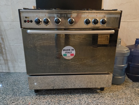 Jeddah, Appliances, SAR 550,  5 BURNER COOKING RANGE WITH OVEN AND GRILL FOR SALE