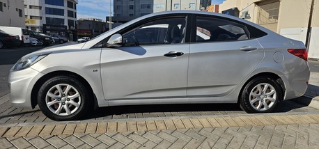 Umm Al Hassam, Vehicles, Cars & Trucks , BHD 1600,  Hyundai Accent,  2012,  Automatic,  180000 KM,  In Very Good Condition