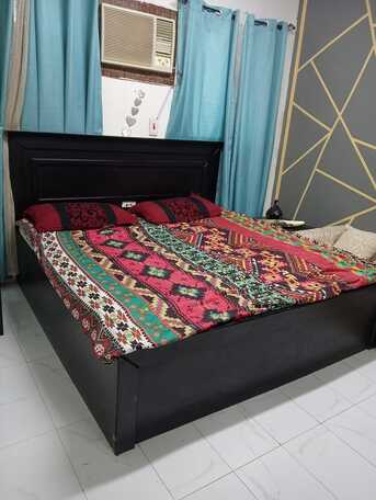 Riyadh, Furniture, SAR 300,  King Size Bed With 2 Side Tables For SALE