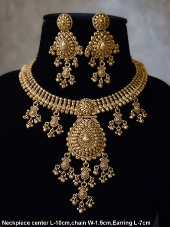 Mumbai, Jewelry, Shop Stylish And Affordable Necklaces For Women Online At OdaraSite!