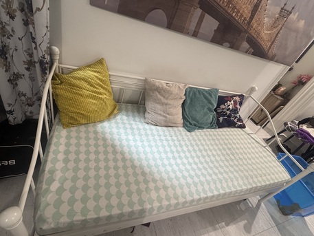 Riyadh, Furniture, SAR 800,  Single Kids Metal Bed From Home Box