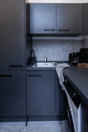 Berlin, Apartments/Houses, EUR 1550/month,  Furnished,  2 BR,  26 Sq. Meter,  Cozy Studio Apartment In Central Berlin - Schl?terstra?e 75