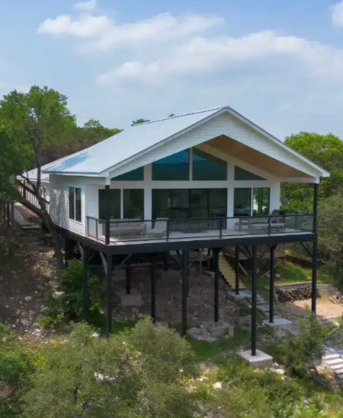 New York, Holiday/Vacation Rentals, 6 BR,  Book Your Stay In Texas Hill Country At Bird Haus Farms