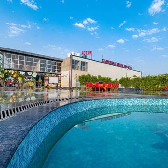 Mumbai, Business, Destination Wedding In Vrindavan &ndash; Royal & Memorable Wedding Venue