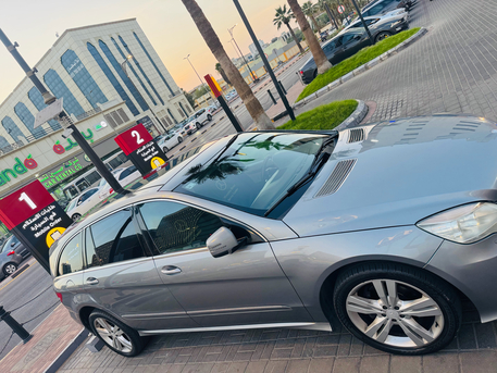 Dammam, Vehicles, Cars & Trucks , SAR 65000,  Mercedes-Benz R-Class,  2012,  Automatic,  282000 KM,  Well Maintained Merc R300 For Sale