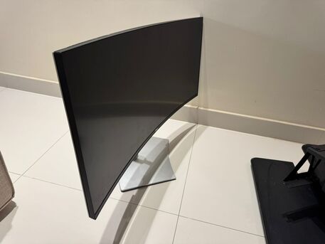 Riyadh, Computers, SAR 1200,  Dell 34-inch Curved Monitor