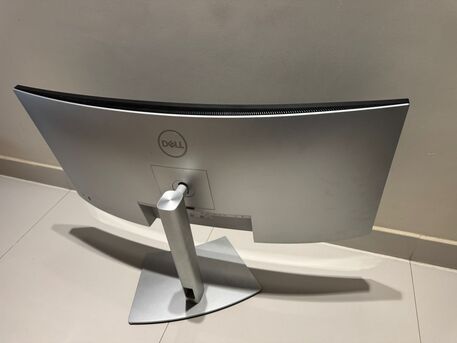 Riyadh, Computers, SAR 1200,  Dell 34-inch Curved Monitor