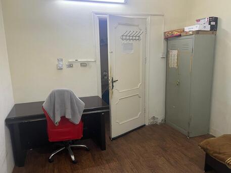 Jeddah, Rooms Available, SAR 850/month,  Furnished,  150 Sq. Meter,  Furnished Room 15 Sqm Available For A Single Decent Person In An Apart.