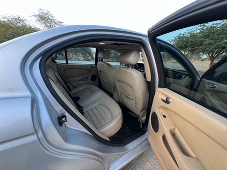 Manama, Vehicles, Cars & Trucks , BHD 1200,  Jaguar X-Type,  2009,  Automatic,  165000 KM,    - V6 2.0 (X400)