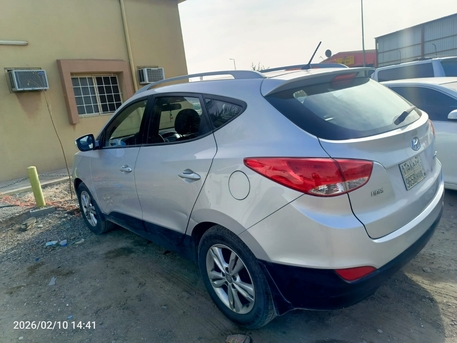 Jubail, Vehicles, Cars & Trucks , SAR 37000,  Hyundai Tucson,  2013,  Automatic,  268000 KM,   SUV  Model Silver Colour
