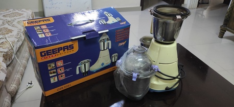 Jubail, Appliances, SAR 130,  3 Steel Jar Mixer Grinder Geepas