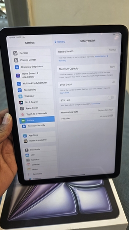 Dammam, Mobile Phones, SAR 1700,  IPad Air M2