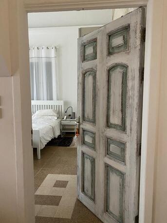 Amman, Apartments/Houses, JOD 24000/year,  Furnished,  2 BR,  Hertige Fully Furnished 2B+ House With Terrace In Jabal Webdeh 00962777688956