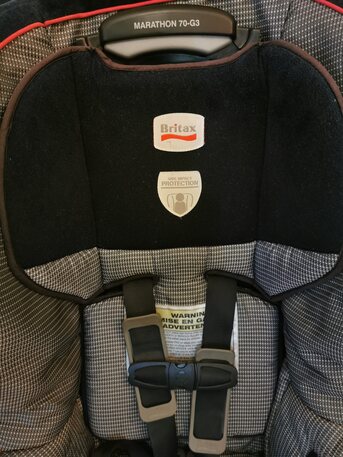 Al Rakah Al Shamaliyah, Toys & Games, SAR 150,  For Sale: Britax Car Seat