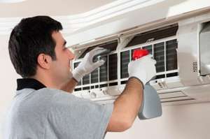 Airconditioner Technician Available For Service And Maintenance INDIAN Technician
