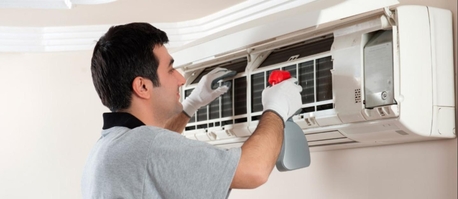 Sulai, Air Conditioning, Airconditioner Technician Available For Service And Maintenance INDIAN Technician