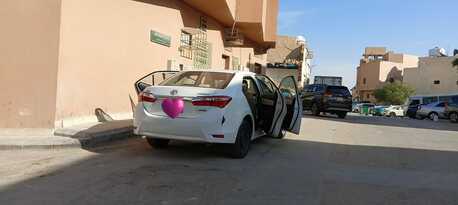 Riyadh, Vehicles, Cars & Trucks , SAR 28500,  Toyota Corolla,  2015,  Automatic,  298000 KM,  Urgent Sale  Corolla Shumaci Riyadh  Sr 28500 ☎️0️⃣5️⃣3️⃣4️⃣3️⃣0️⃣6️⃣2️