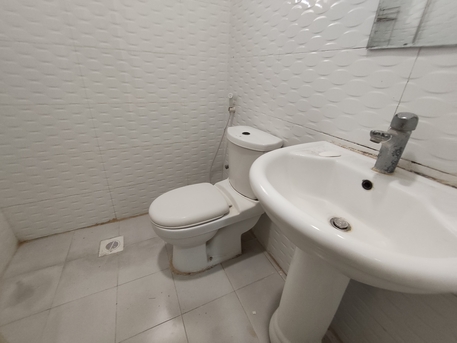 Manama, Apartments/Houses, BHD 150/year,  1 BR,  Gufool:- Studio Flat On Rent With Unlimited Ewa..