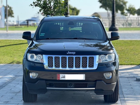 Doha, Vehicles, Cars & Trucks , QAR 29000,  2012 Jeep Grand Cherokee Summit 4x4 &ndash; Full Options &ndash; Clean & Well Maintained,  2012,  Automatic,  177752 KM,