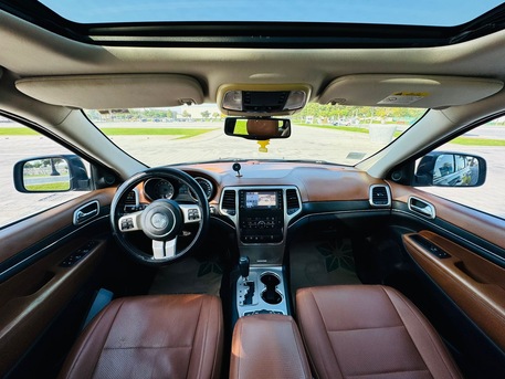 Doha, Vehicles, Cars & Trucks , QAR 29000,  2012 Jeep Grand Cherokee Summit 4x4 &ndash; Full Options &ndash; Clean & Well Maintained,  2012,  Automatic,  177752 KM,