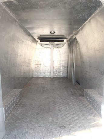 Salmaniya, Vehicles, Cars & Trucks , BHD 3600,  Toyota Hi-Ace,  2010,  Manual,  257000 KM,  Chiller Van - GOOD CONDITION - CALL: 33662799