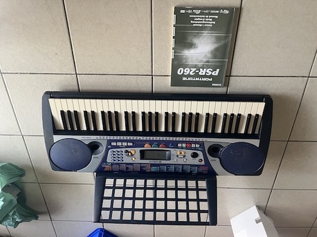 Gudaibiya, Musical Instruments, BHD 50,  Yamaha PSR-260 Electronic Keyboard