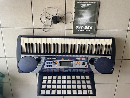 Gudaibiya, Musical Instruments, BHD 50,  Yamaha PSR-260 Electronic Keyboard