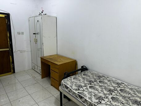 Olaya, Rooms for Rent, SAR 1250/month,  12 Sq. Meter,  1-RM Available For Filipino Bachelor Front Faysaliah Tower