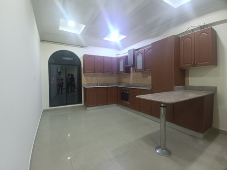 Manama, Apartments/Houses, BHD 250/month,  2 BR,  120 Sq. Meter,  Semi Furnished 2bhk With Ewa