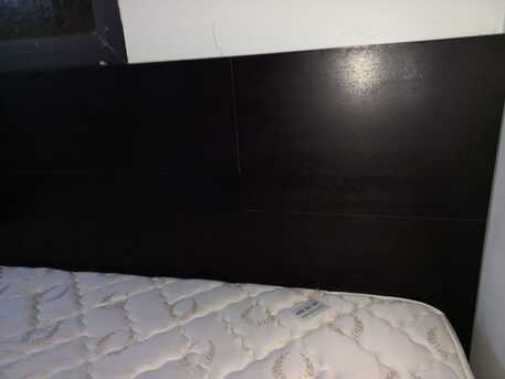 Riyadh, Household Items, SAR 1600,  I Am Selling King Size Bed With 2 Side Table And Dressing Very Good Condition Actual Price