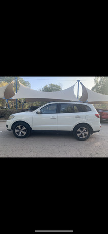 Riyadh, Vehicles, Cars & Trucks , SAR 24000,  Hyundai Santa Fe,  2012,  289000 KM,   Full Automatic Very Clean